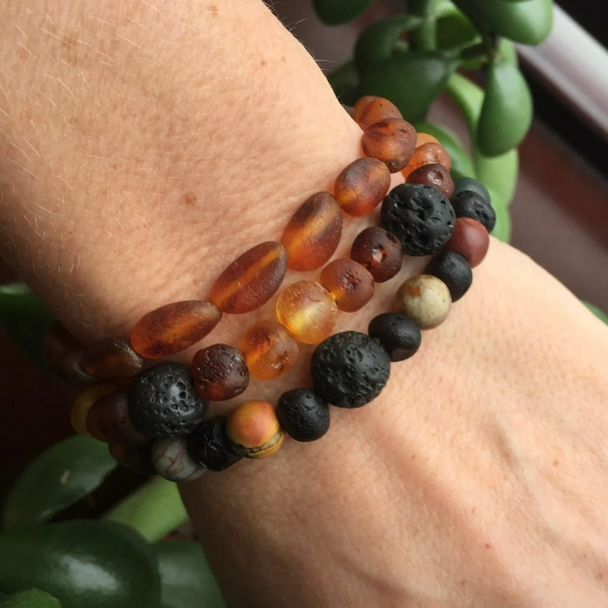 Adult Aromatherapy Bracelets | RETIRED Lava   Baltic Amber