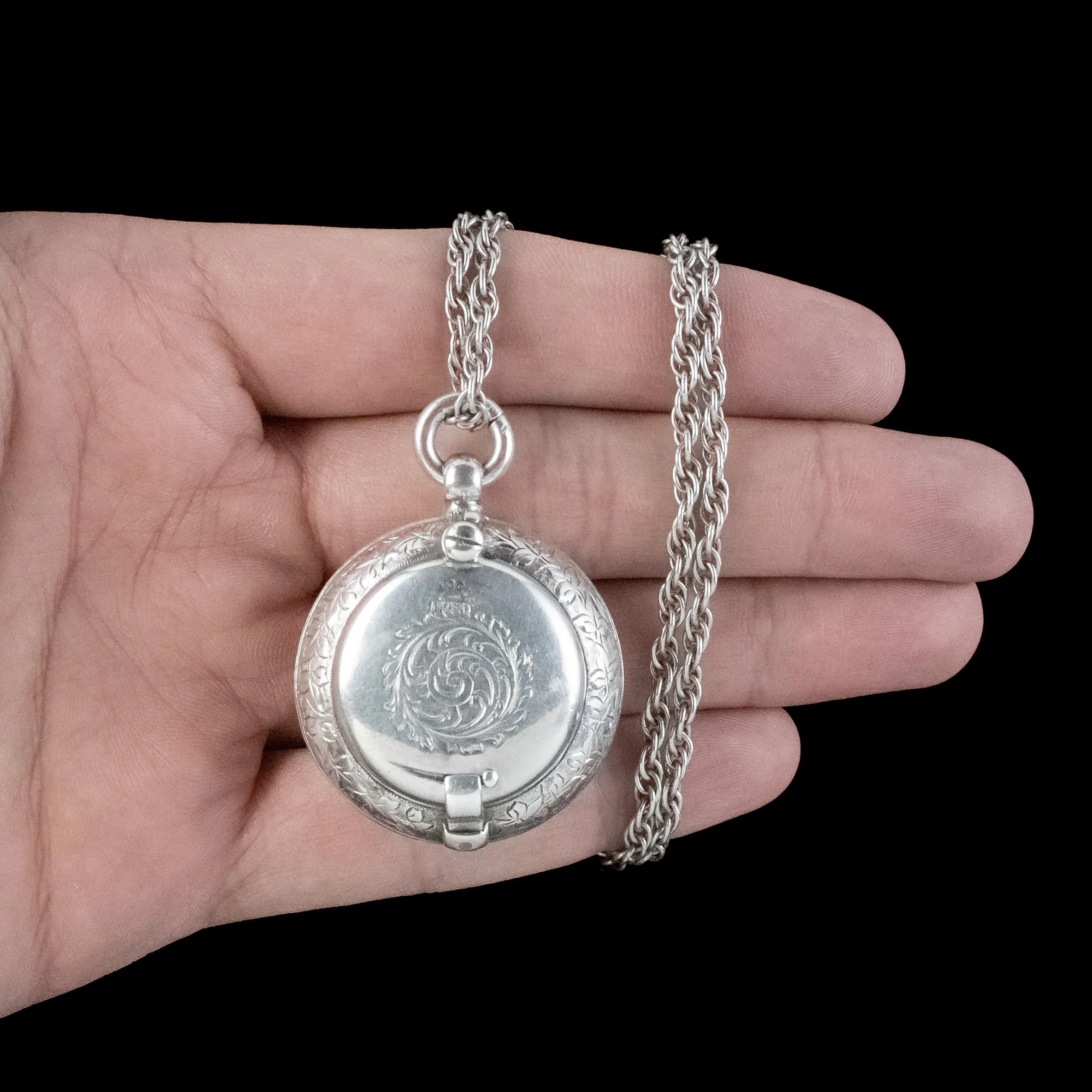 Antique Edwardian Sovereign Case Pendant Necklace Silver Dated 1902