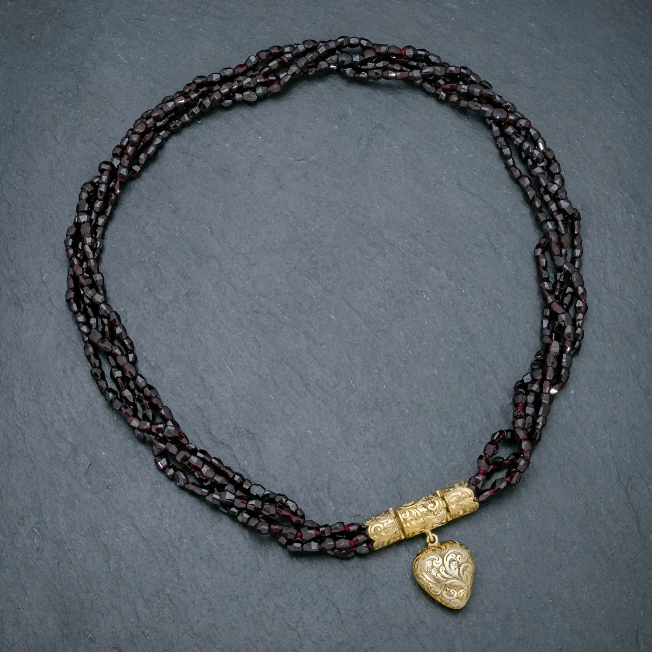 ANTIQUE GEORGIAN GARNET NECKLACE 18CT GOLD HEART LOCKET CIRCA 1800