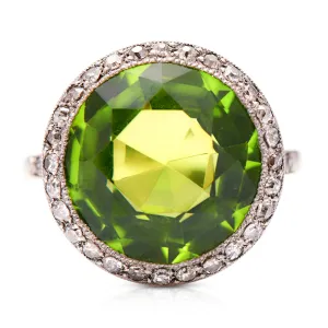 Belle Époque, peridot & diamond ring