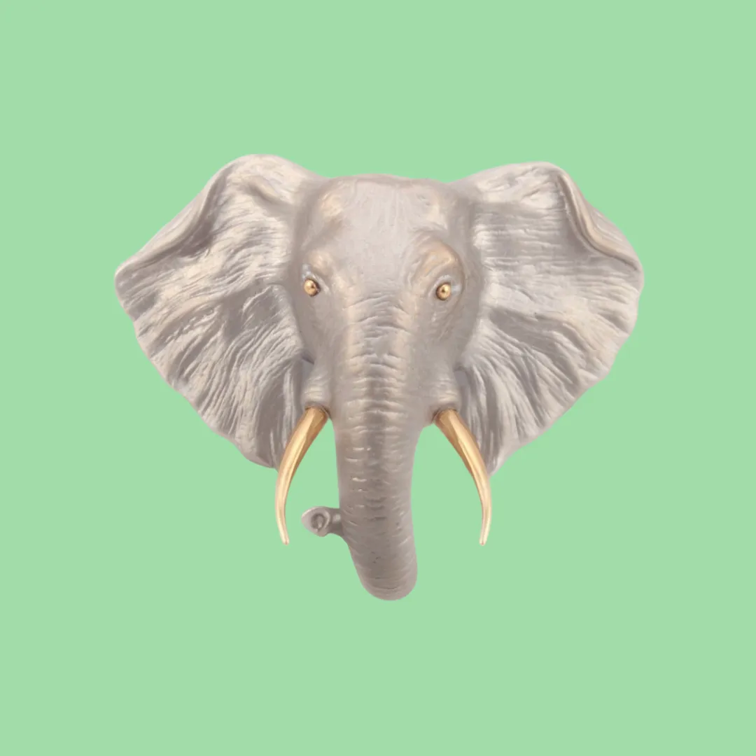 Elephant head brooch by Bill Skinner