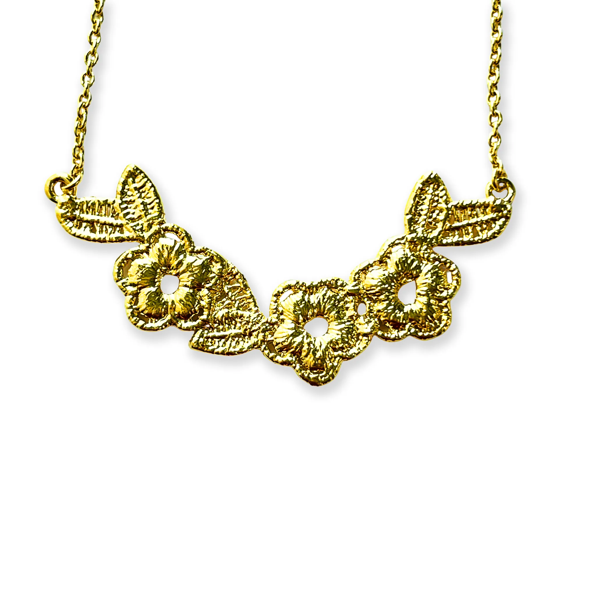 Ellinor - Lace Flower Garland Necklace