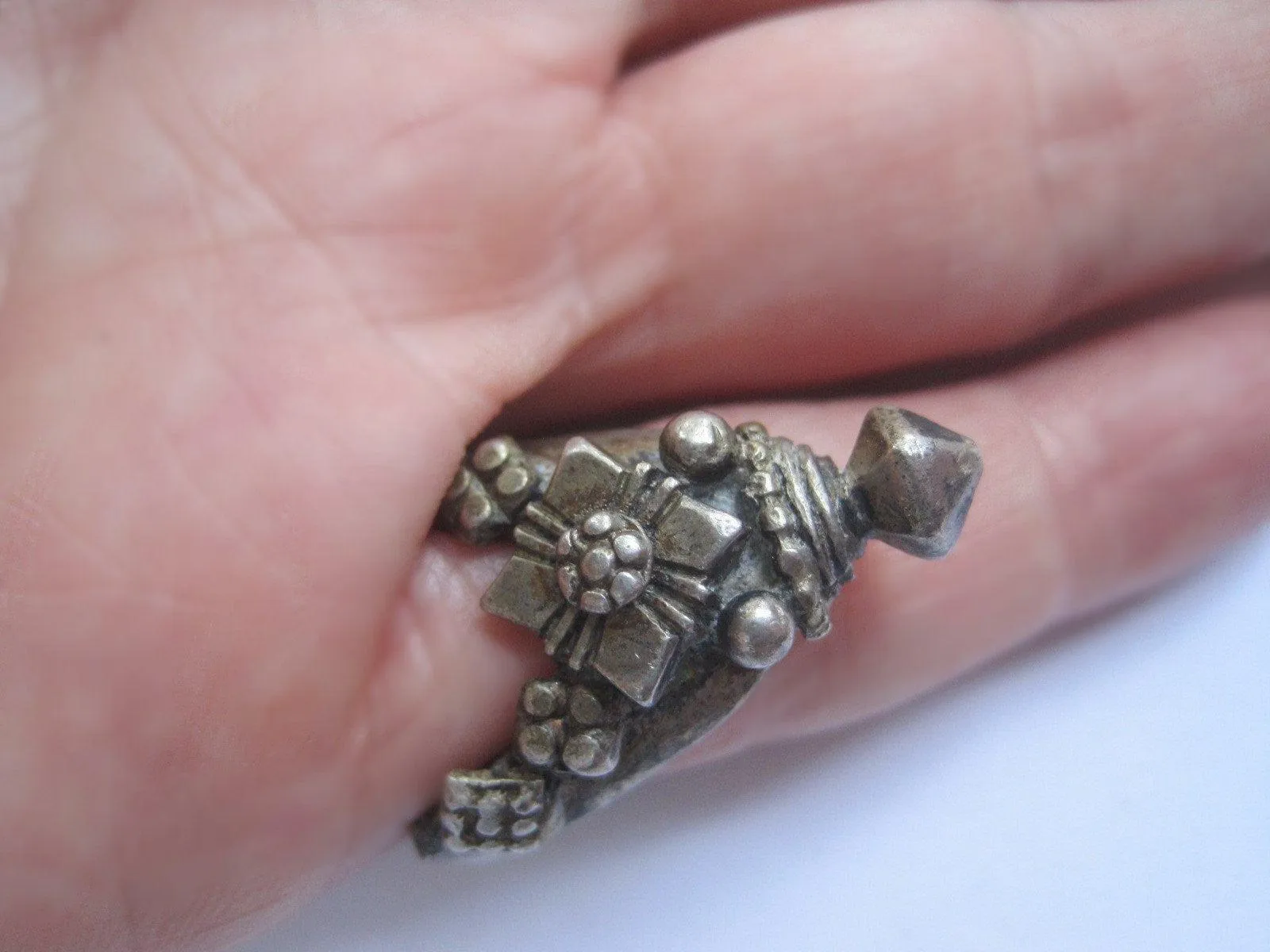 Indian Silver Ring, Vintage V Shaped Tribal Band