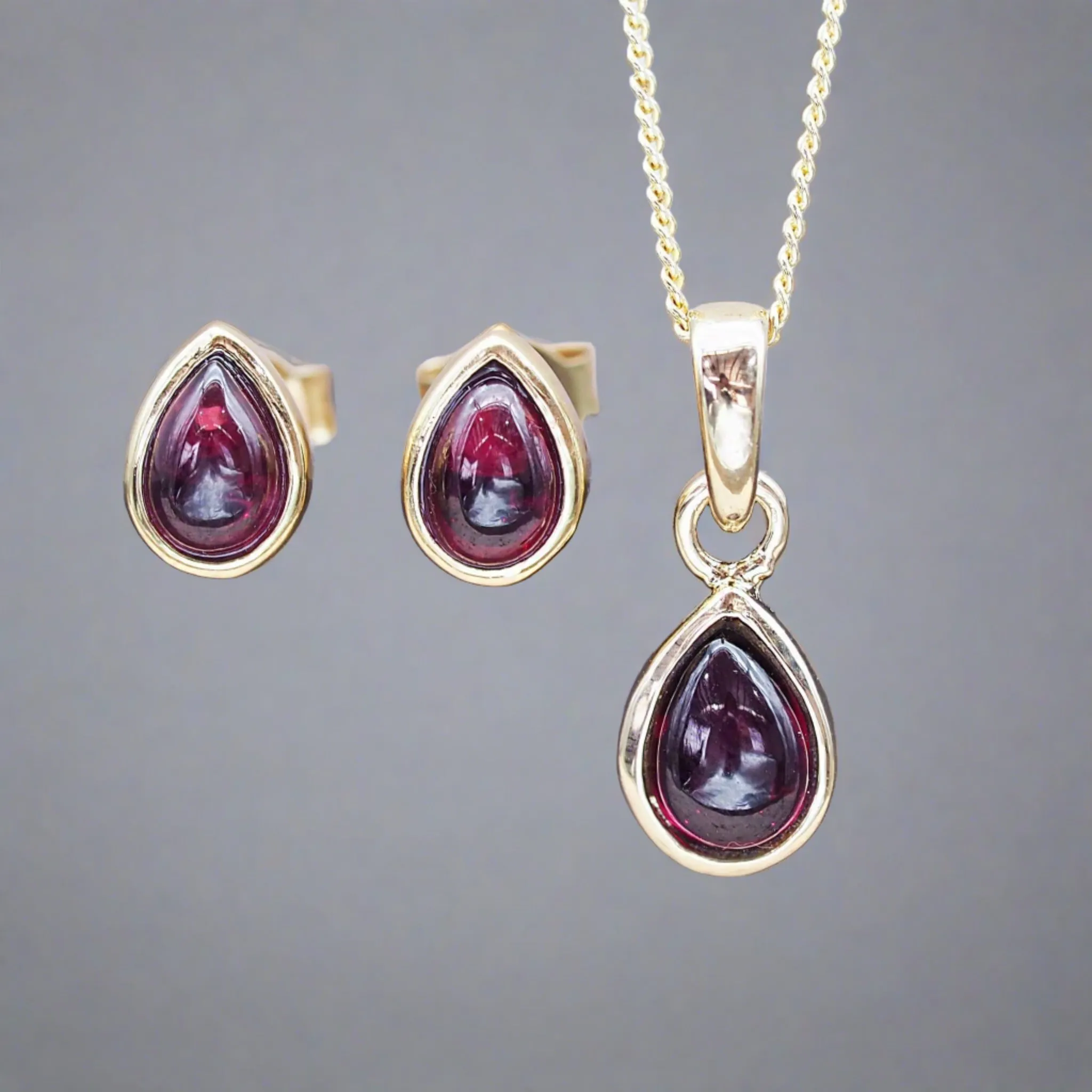 January Birthstone Jewellery Set - Garnet Jewellery