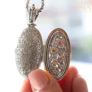 Meadow Shadows Oval Locket