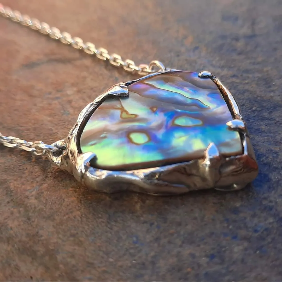 N.16 Abalone Shell Queen Massive Necklace