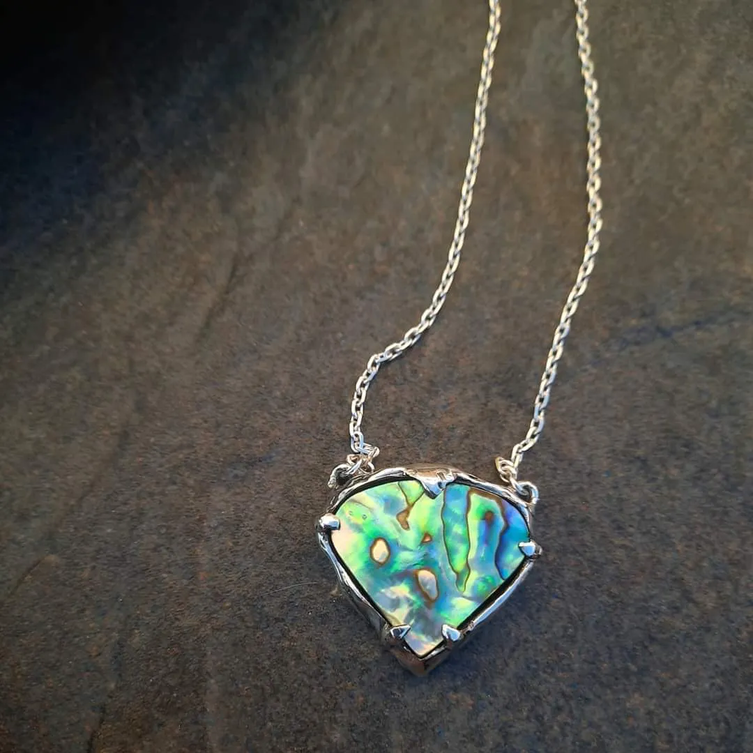 N.16 Abalone Shell Queen Massive Necklace