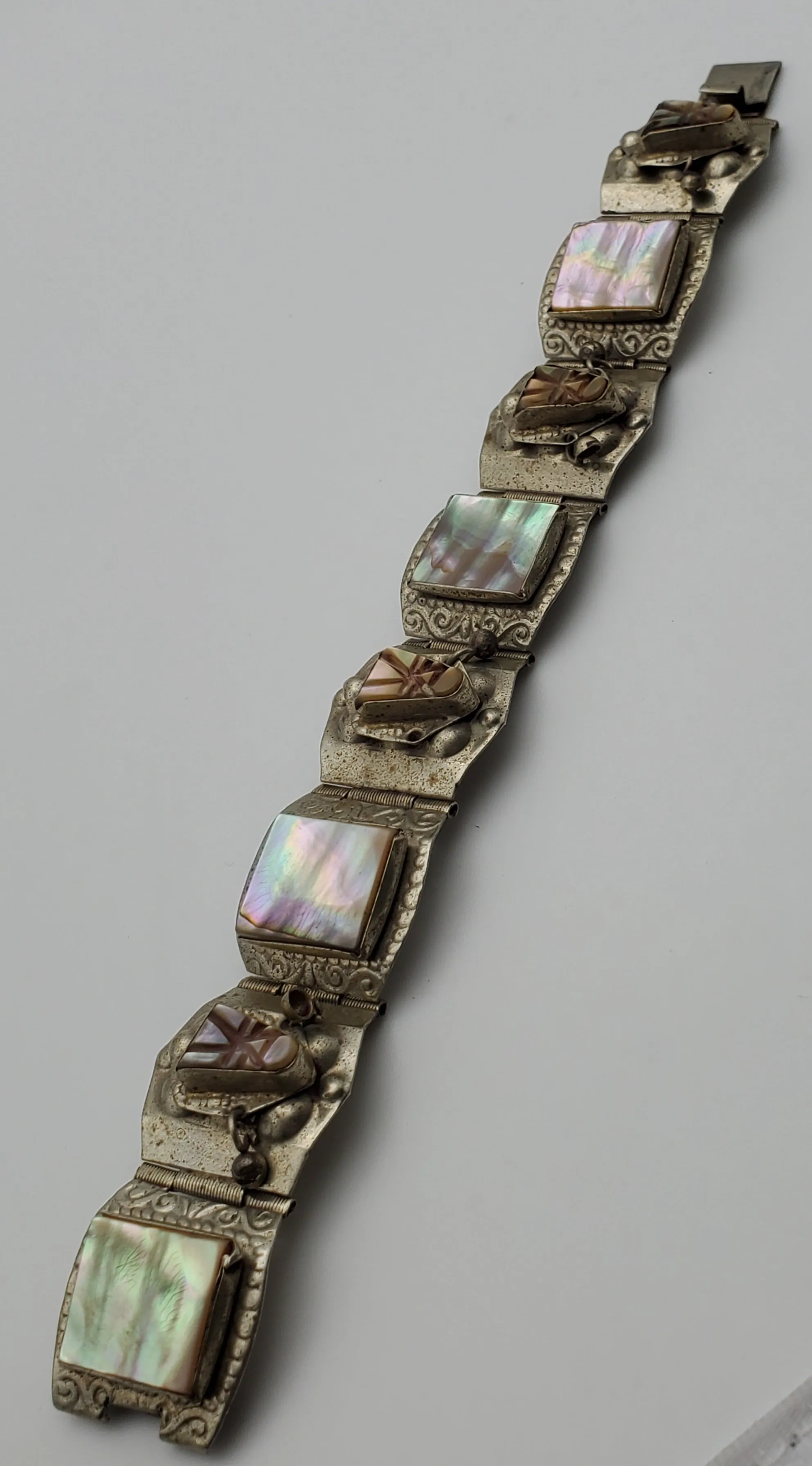 Vintage Handmade Mexican Carved Abalone Shell Panel Link Bracelet - 7"