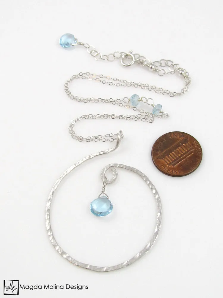 WHOLESALE - The Hammered Gold Spiral Necklace With Gemstone