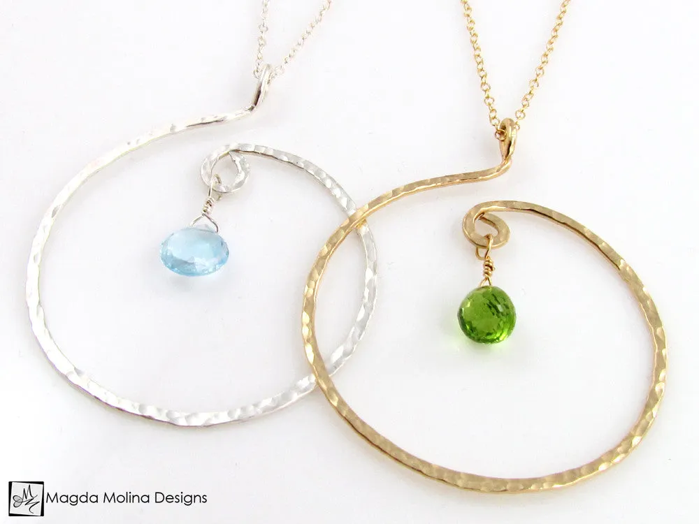 WHOLESALE - The Hammered Gold Spiral Necklace With Gemstone