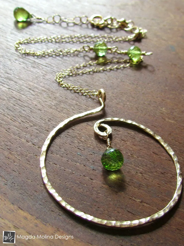 WHOLESALE - The Hammered Silver Spiral Necklace With Gemstone